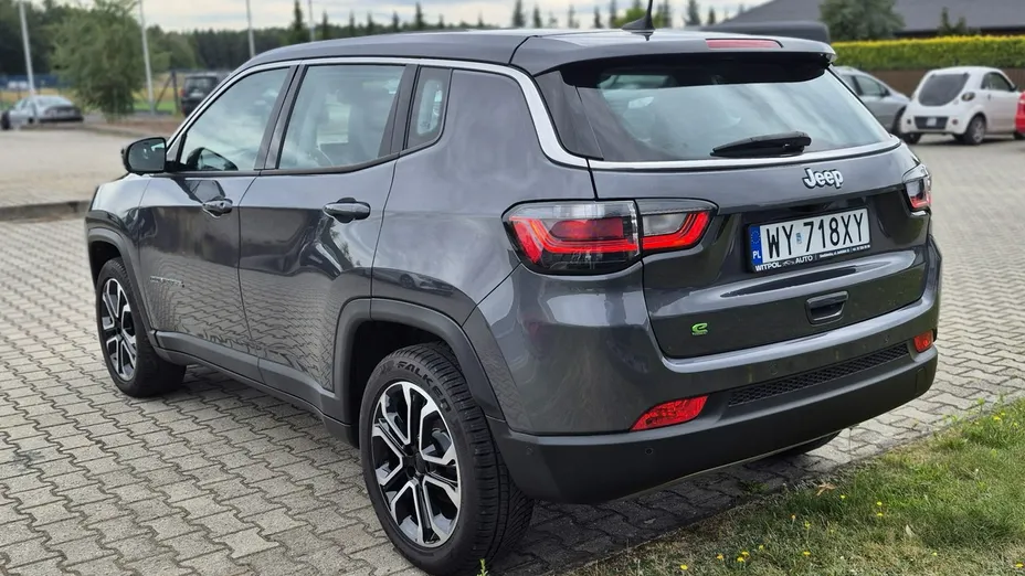 JEEP Compass -