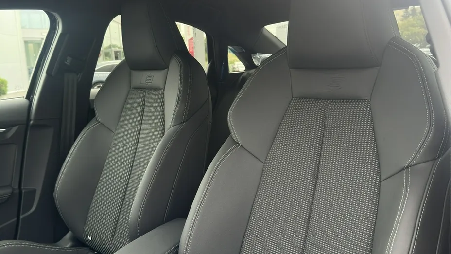 AUDI A3 Limousine -