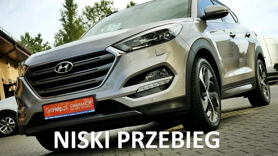 HYUNDAI Tucson -
