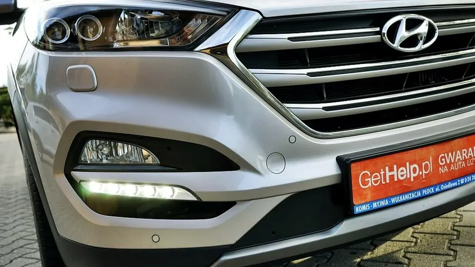 HYUNDAI Tucson -
