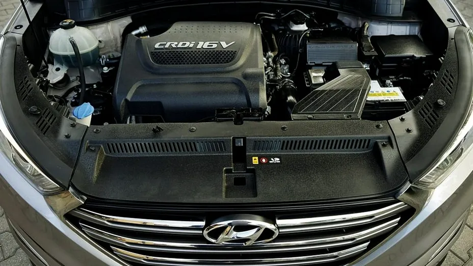 HYUNDAI Tucson -