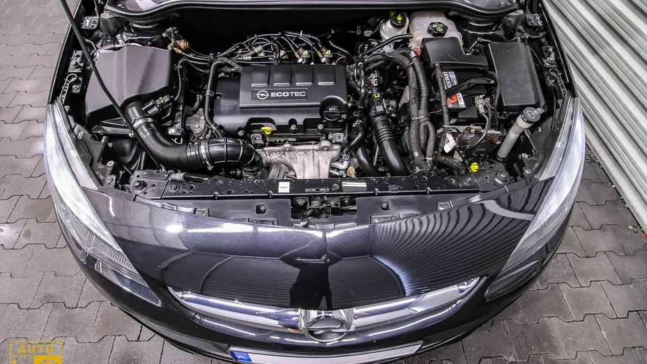 OPEL Astra -