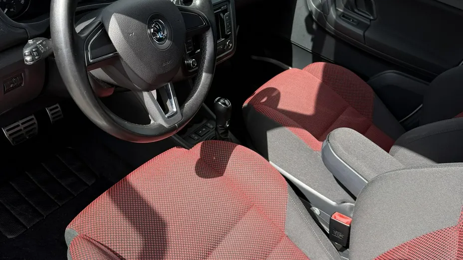 SKODA Fabia -