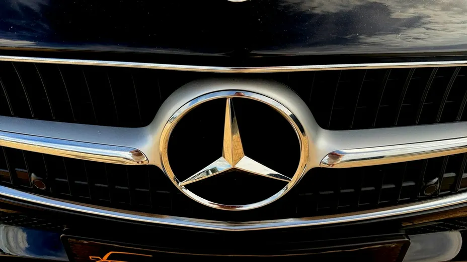 MERCEDES-BENZ C Klasa -
