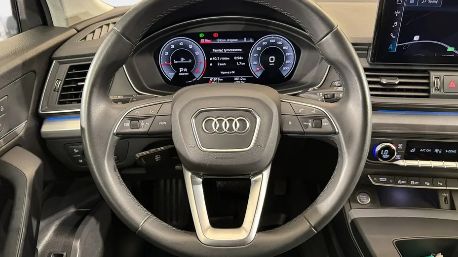 AUDI Q5 -