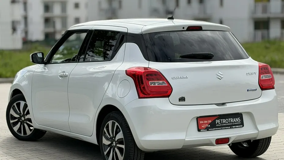 SUZUKI Swift -