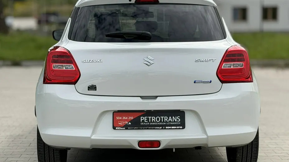 SUZUKI Swift -