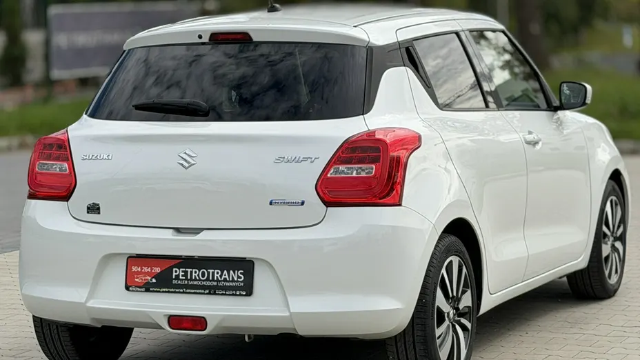 SUZUKI Swift -