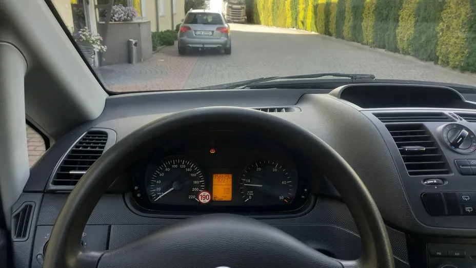 MERCEDES-BENZ Vito -