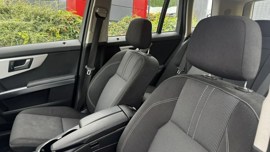 MERCEDES-BENZ GLK -