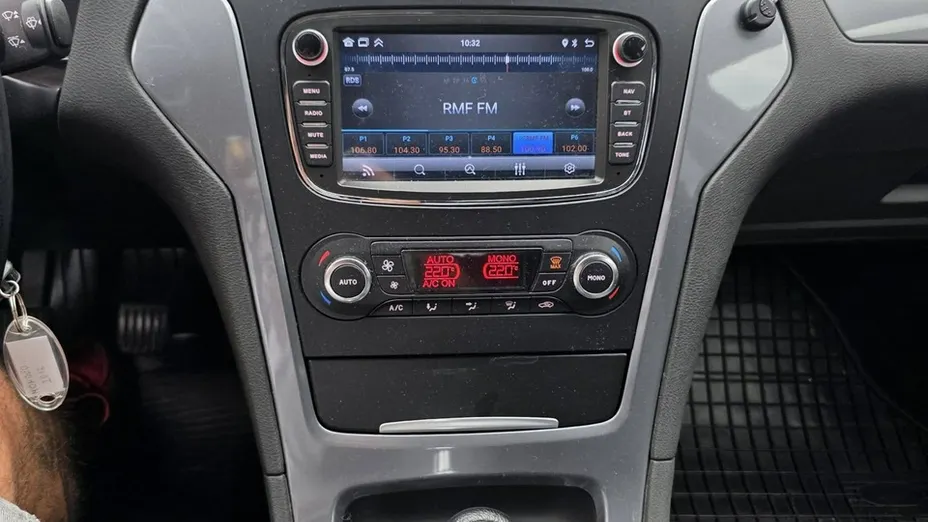 FORD Mondeo -