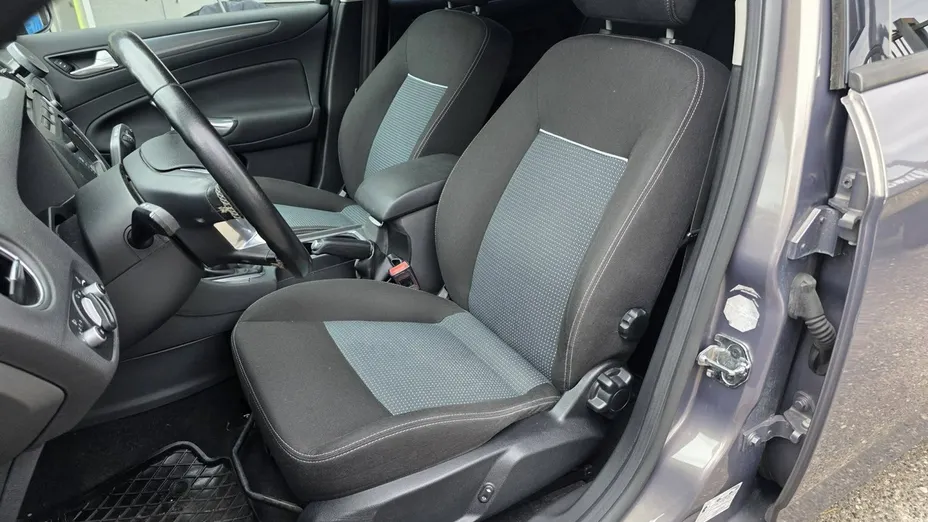 FORD Mondeo -