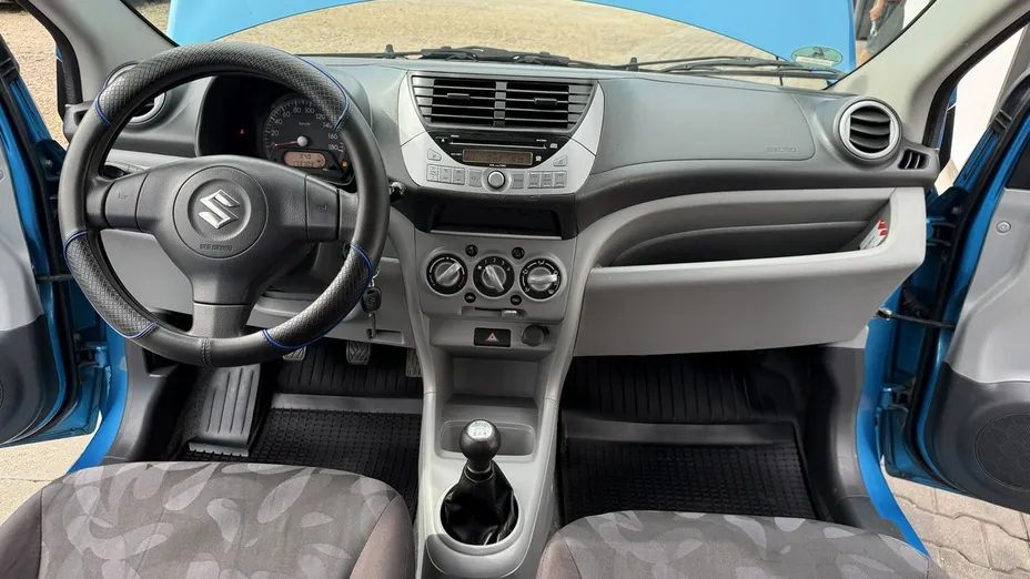 SUZUKI Alto -