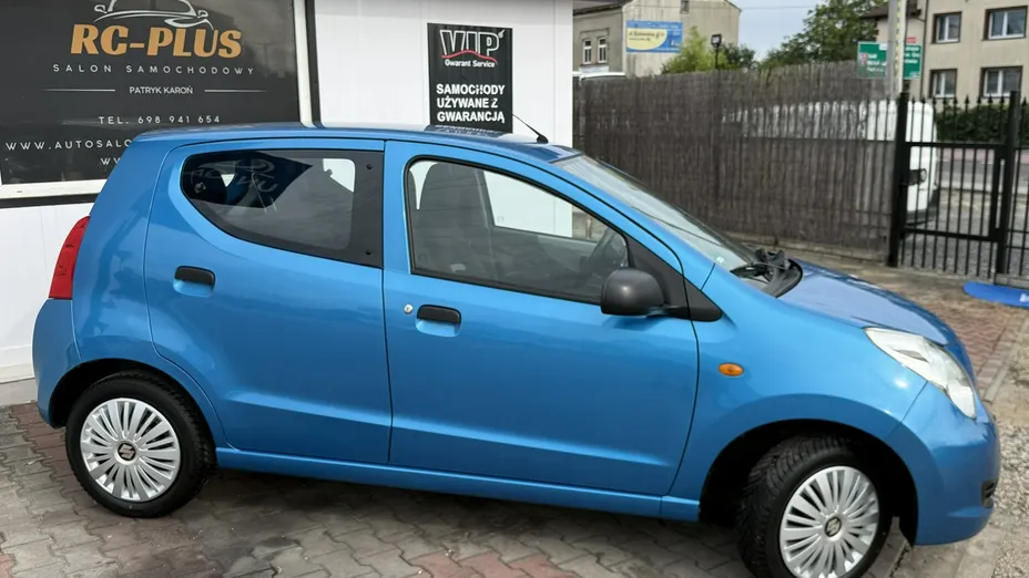 SUZUKI Alto -