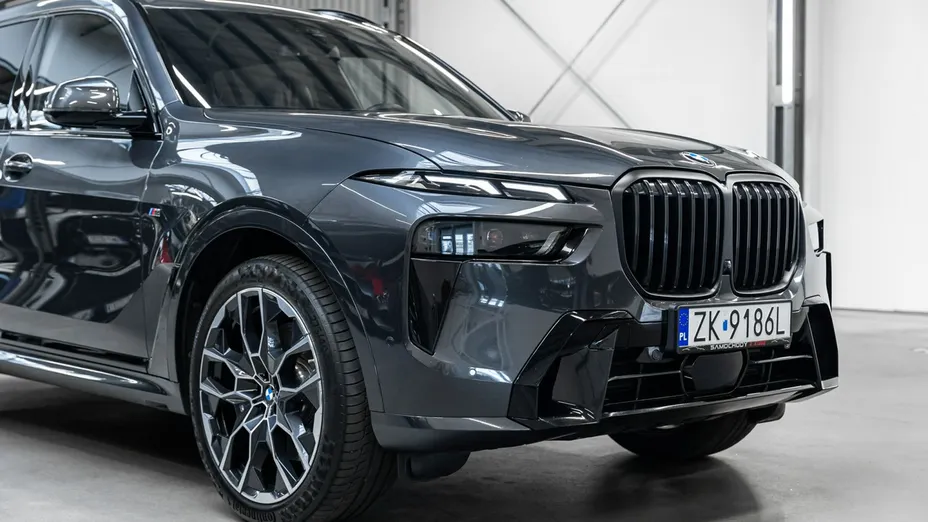 BMW X7 -