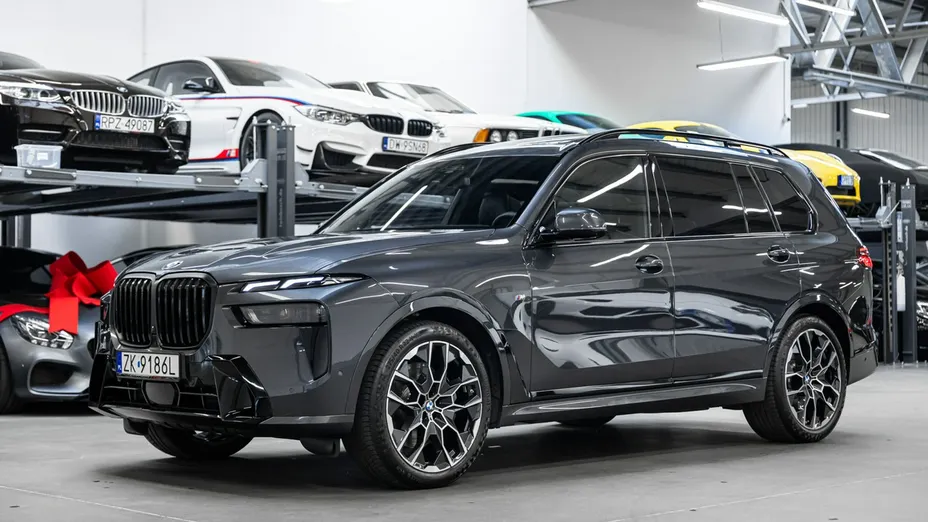 BMW X7 -
