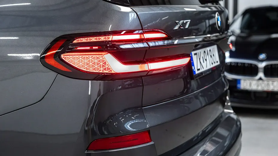 BMW X7 -
