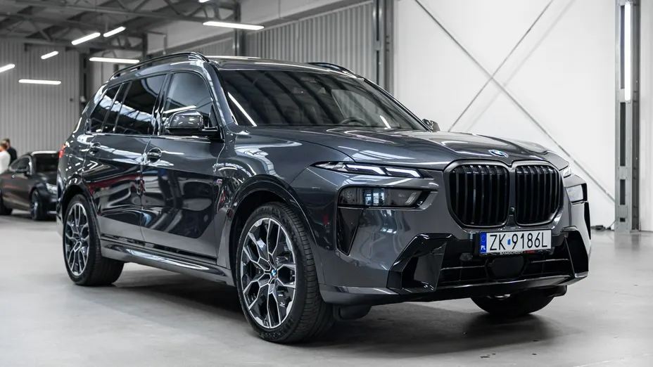 BMW X7 -