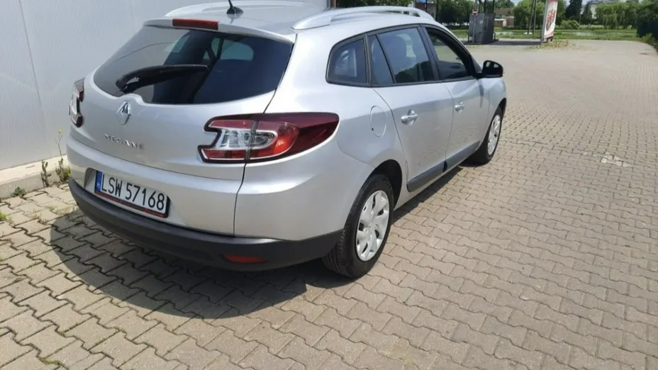 RENAULT Megane -