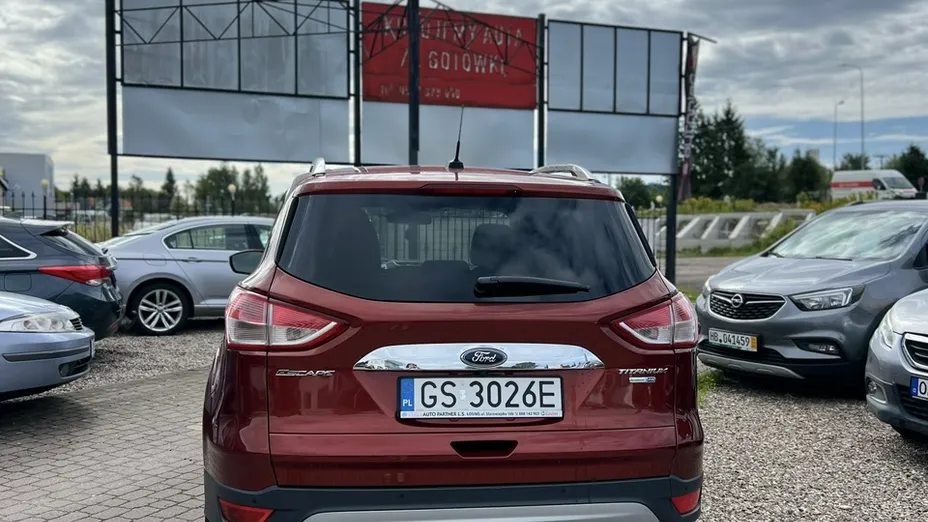 FORD Escape -