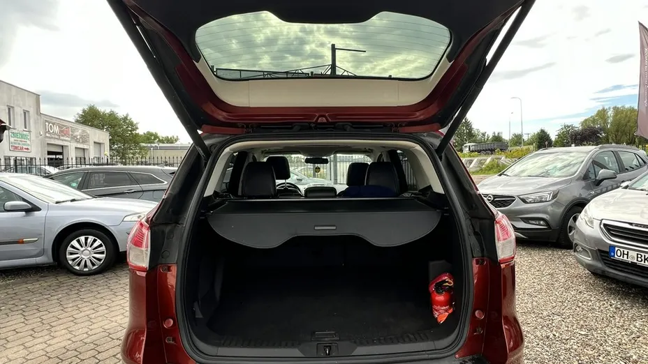 FORD Escape -