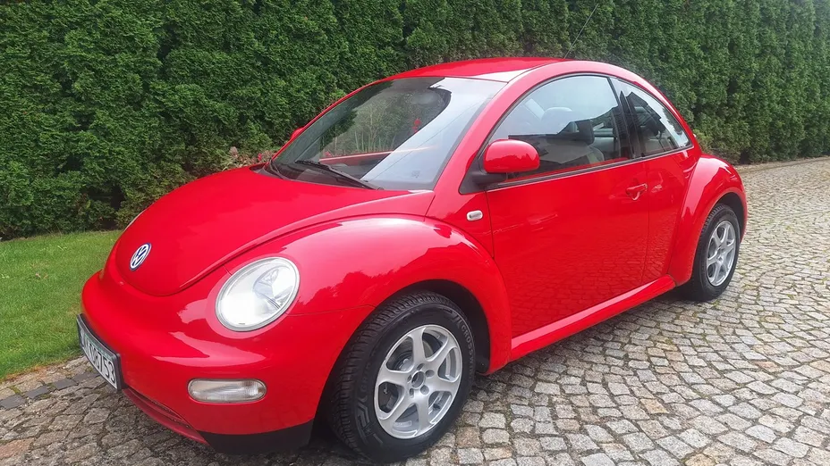 VOLKSWAGEN New Beetle -