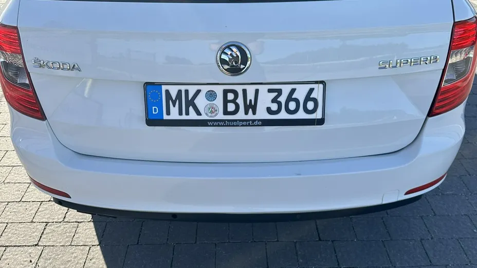 SKODA Superb -