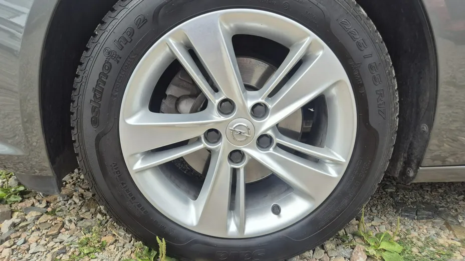 OPEL Insignia -