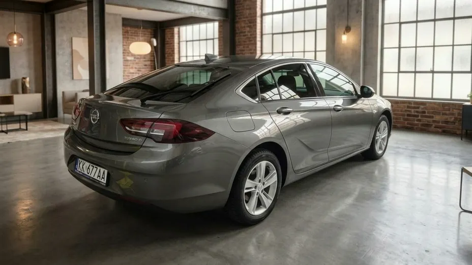 OPEL Insignia -