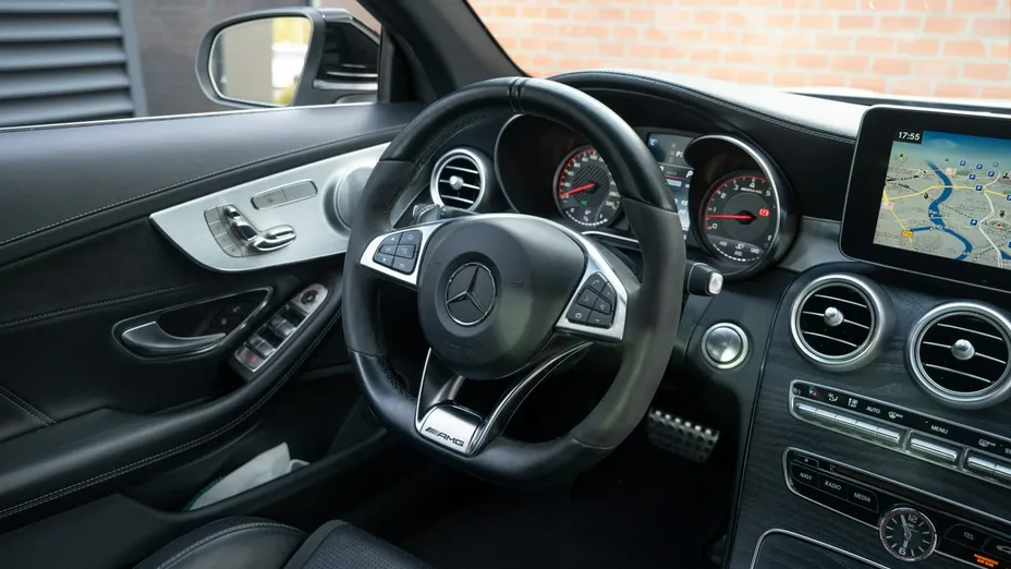 MERCEDES-BENZ C Klasa -