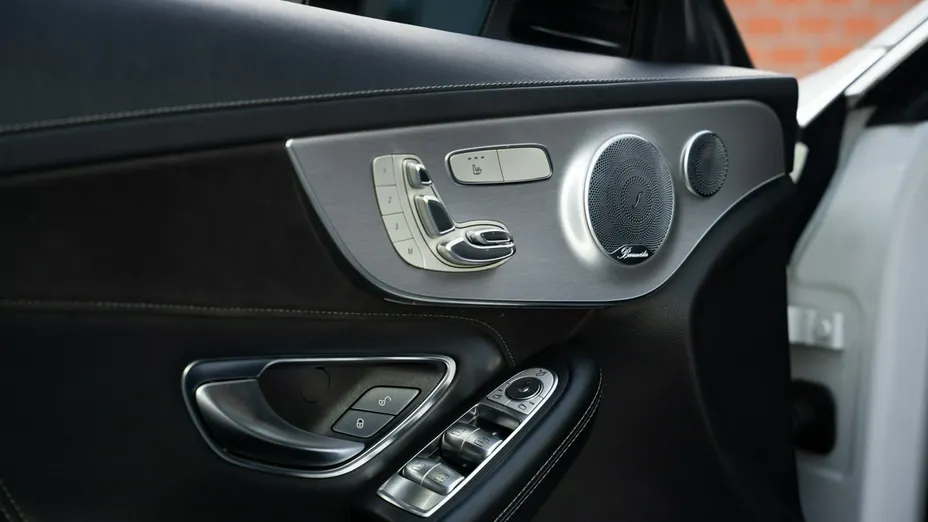 MERCEDES-BENZ C Klasa -
