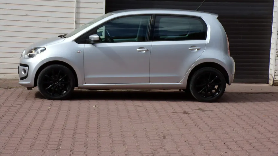 VOLKSWAGEN up! -