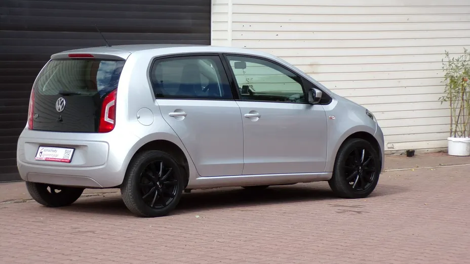 VOLKSWAGEN up! -