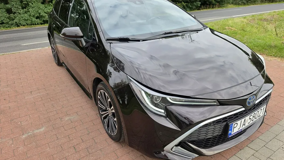 TOYOTA Corolla -