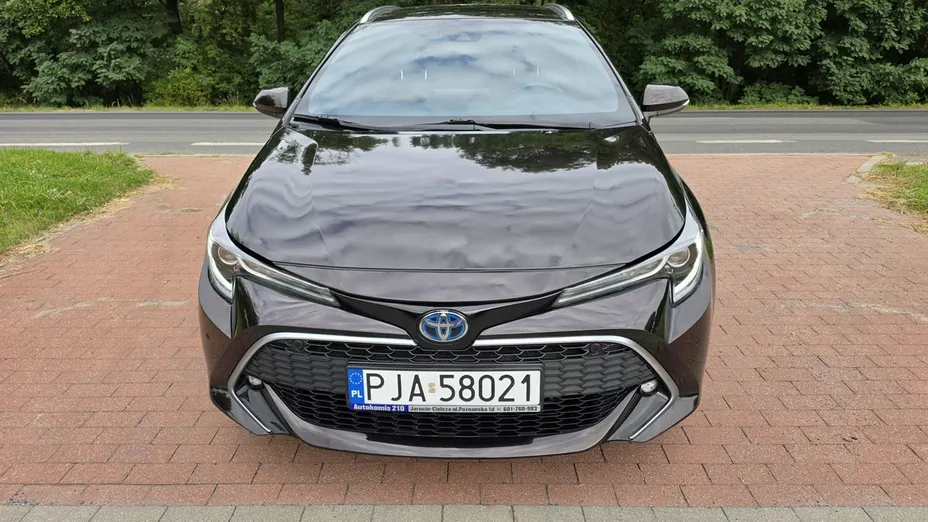TOYOTA Corolla -