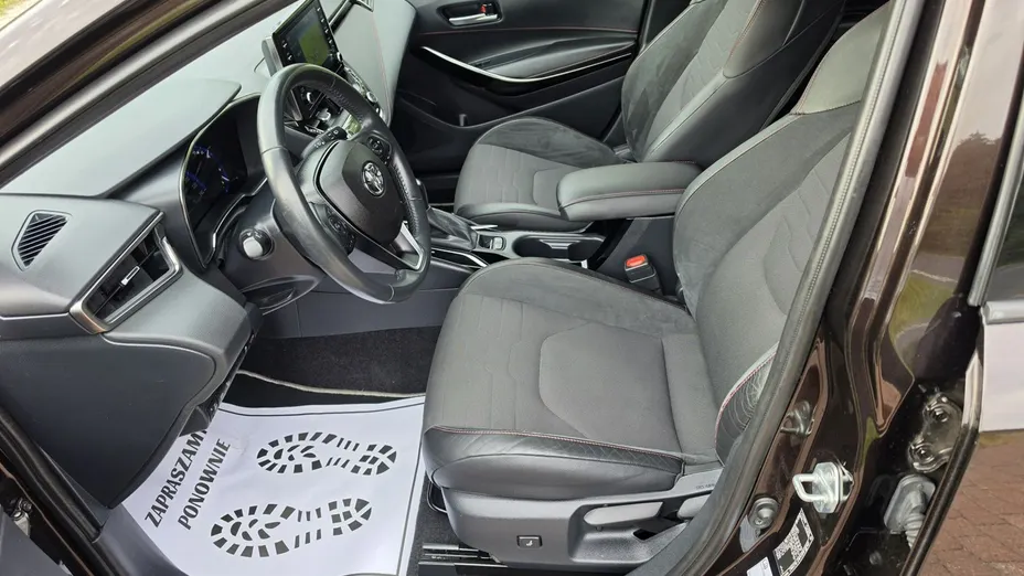 TOYOTA Corolla -