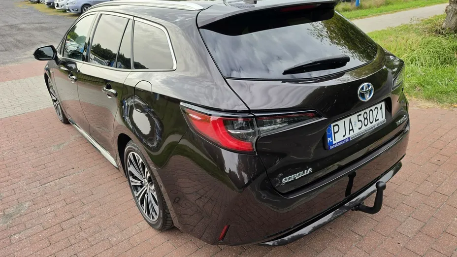 TOYOTA Corolla -