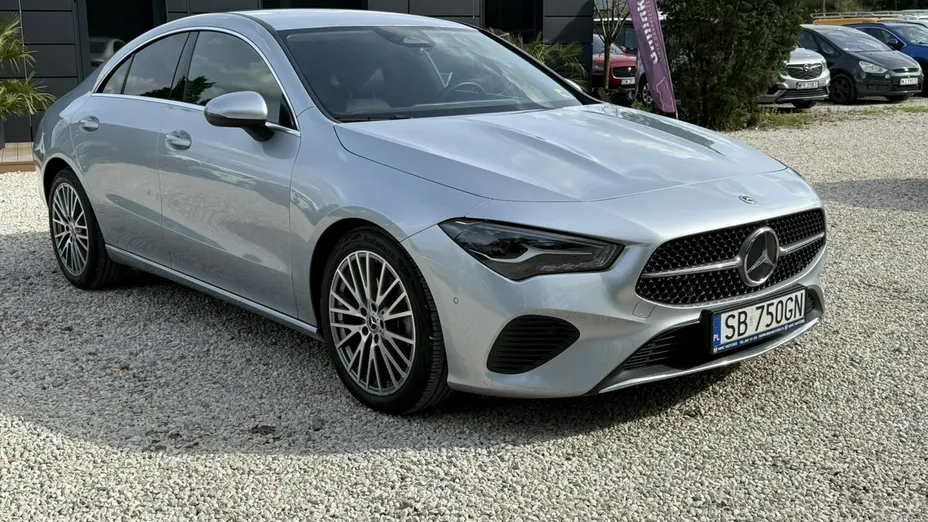 MERCEDES-BENZ CLA -