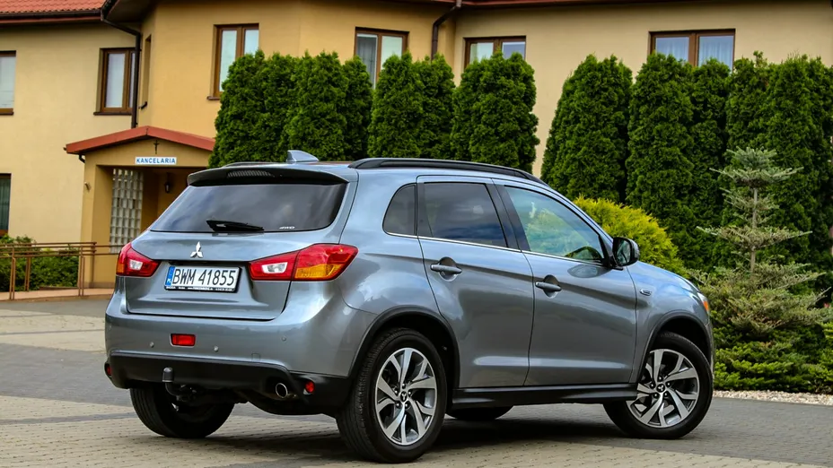 MITSUBISHI ASX -