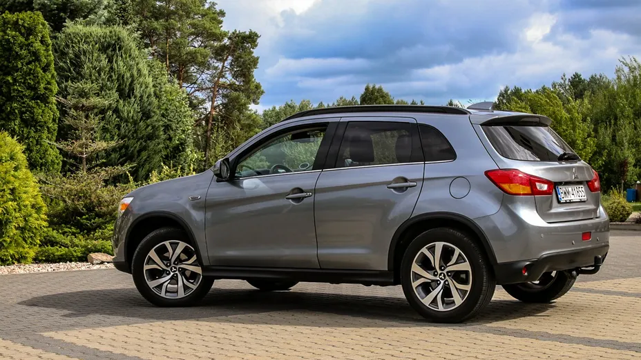 MITSUBISHI ASX -
