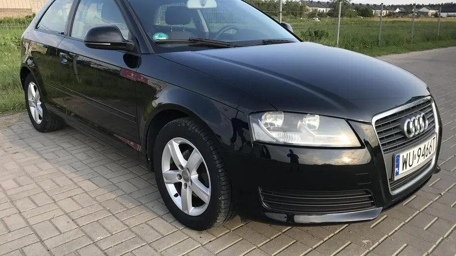 AUDI A3 -