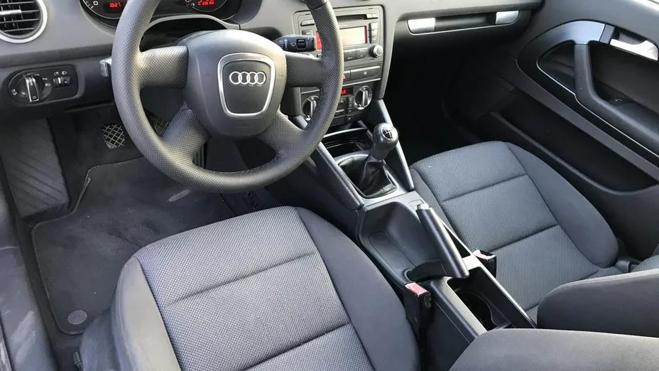 AUDI A3 -