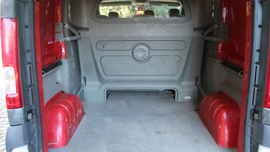 NISSAN Primastar -