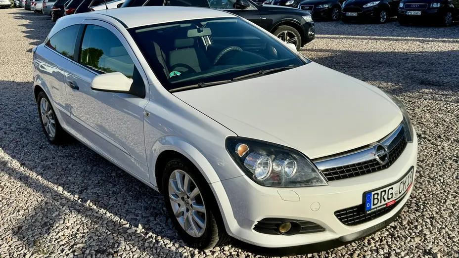 OPEL Astra -