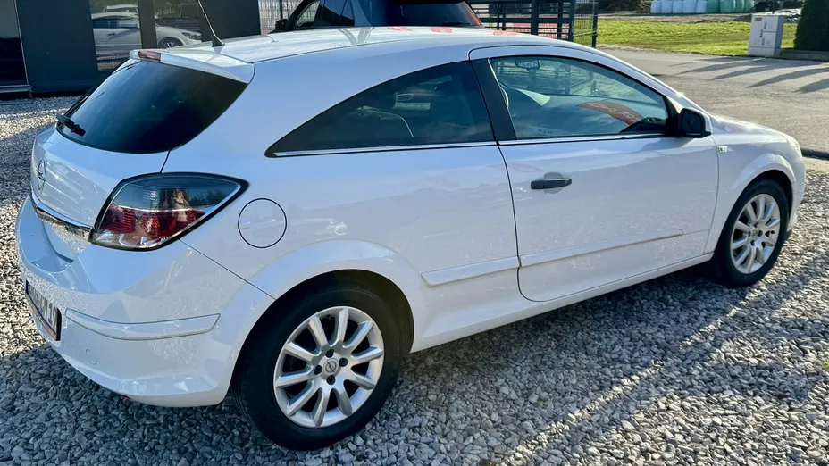 OPEL Astra -