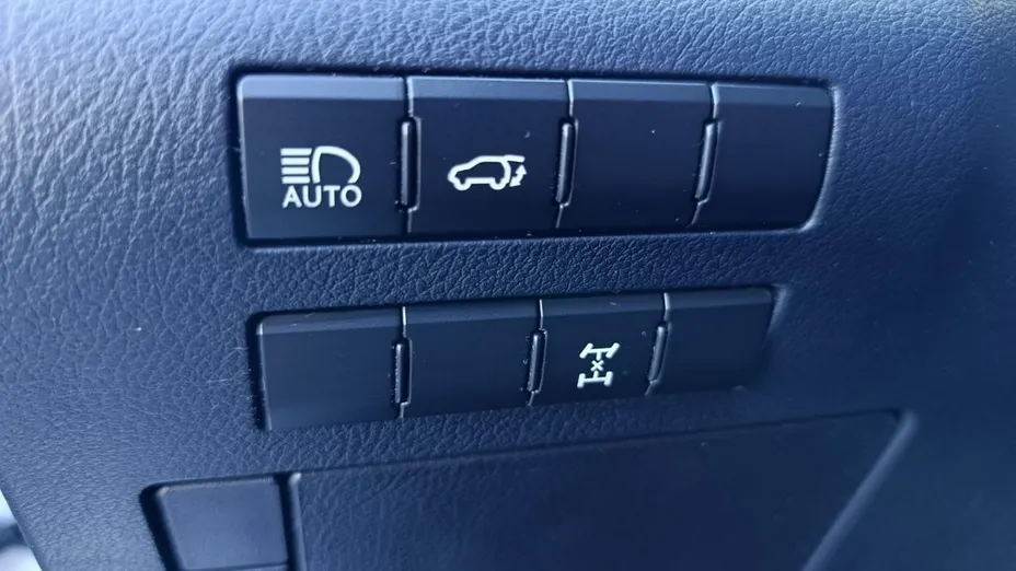 LEXUS RX -