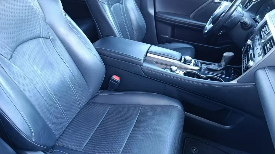 LEXUS RX -