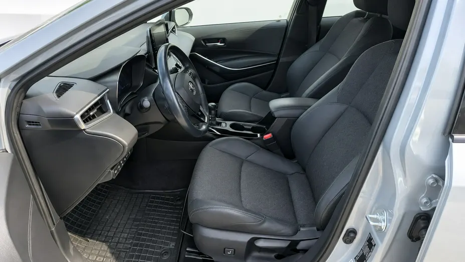 TOYOTA Corolla -