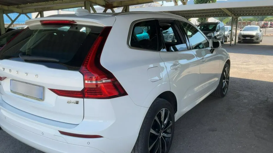 VOLVO XC60 -