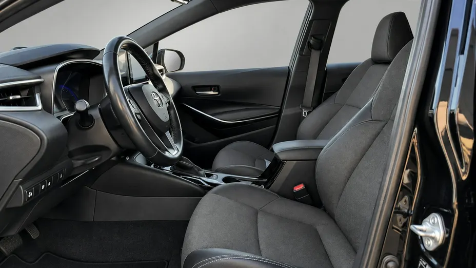 TOYOTA Corolla -